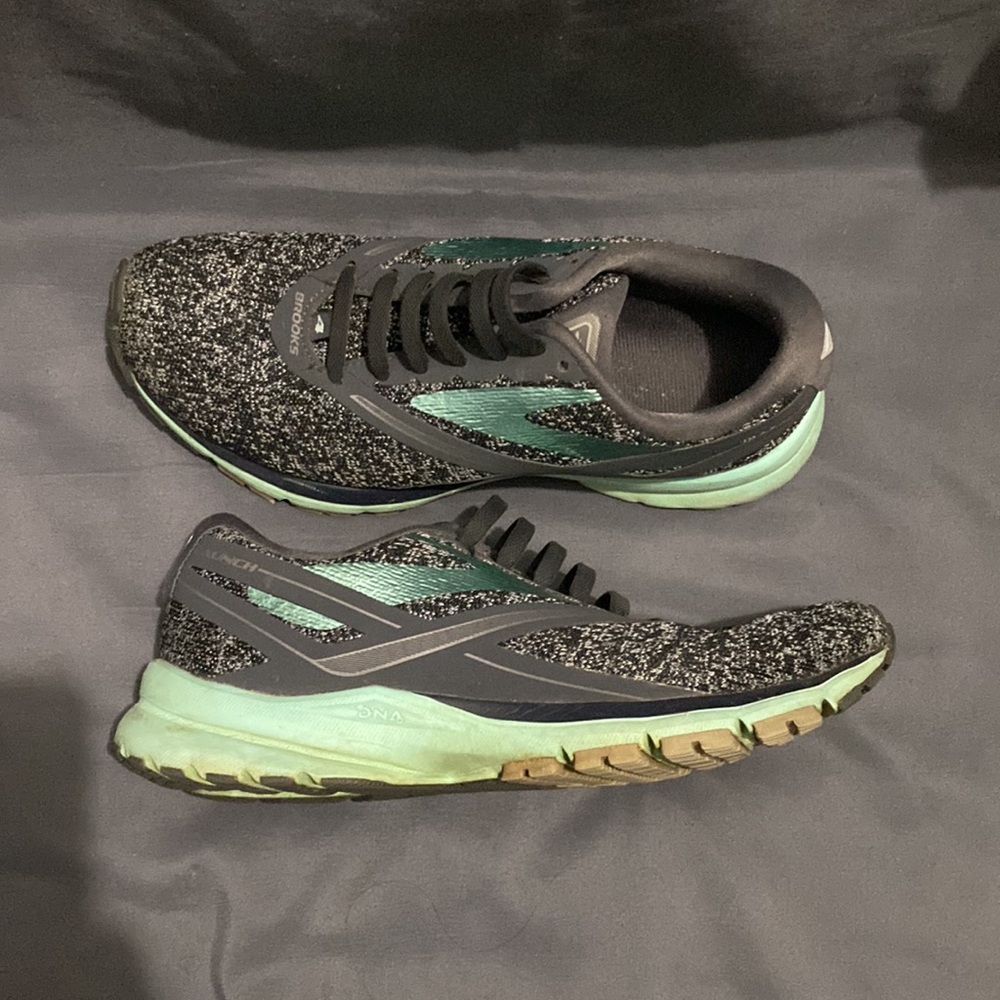 Brooks launch 4 running shoes